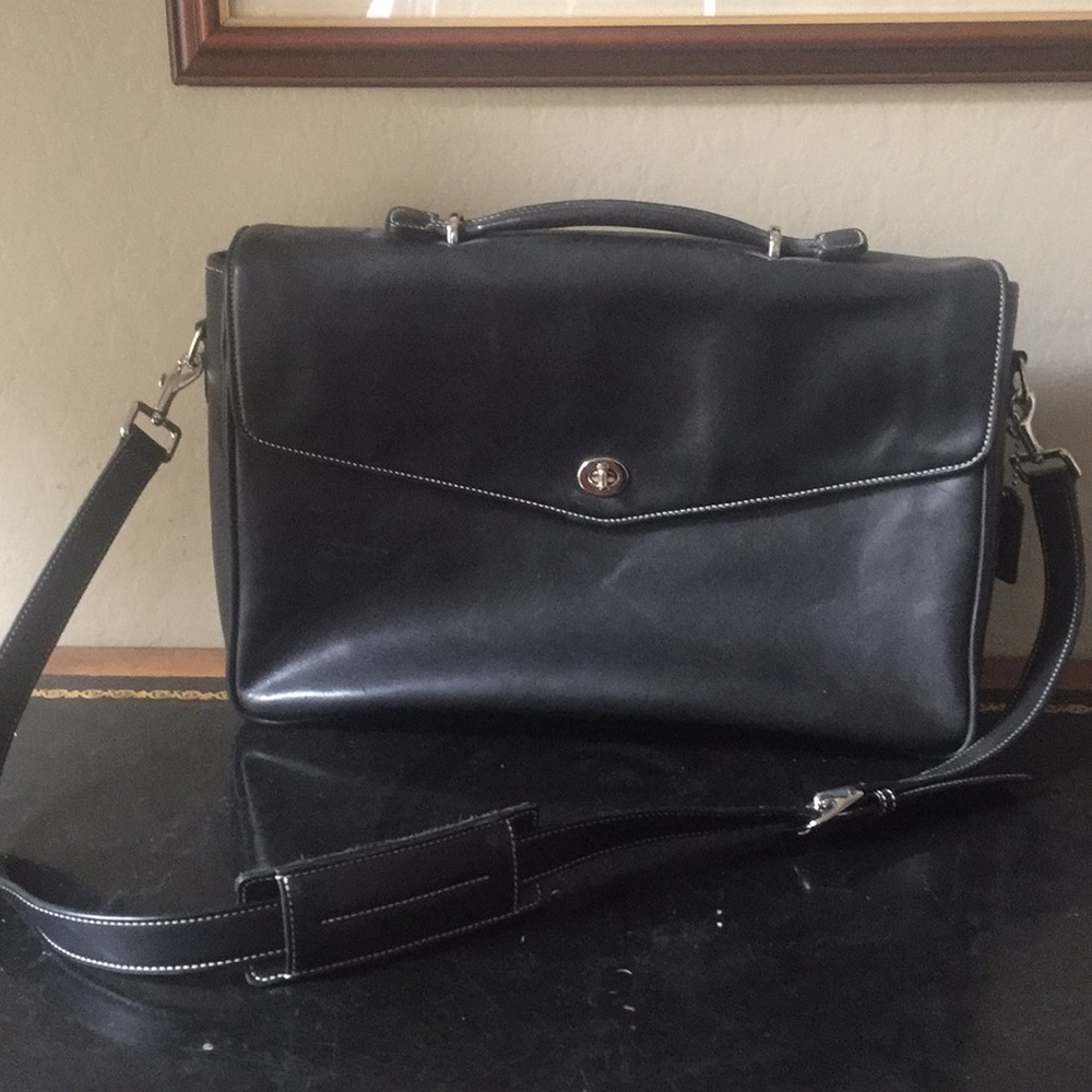 NEVER BEEN USED COACH BRIEF CASE